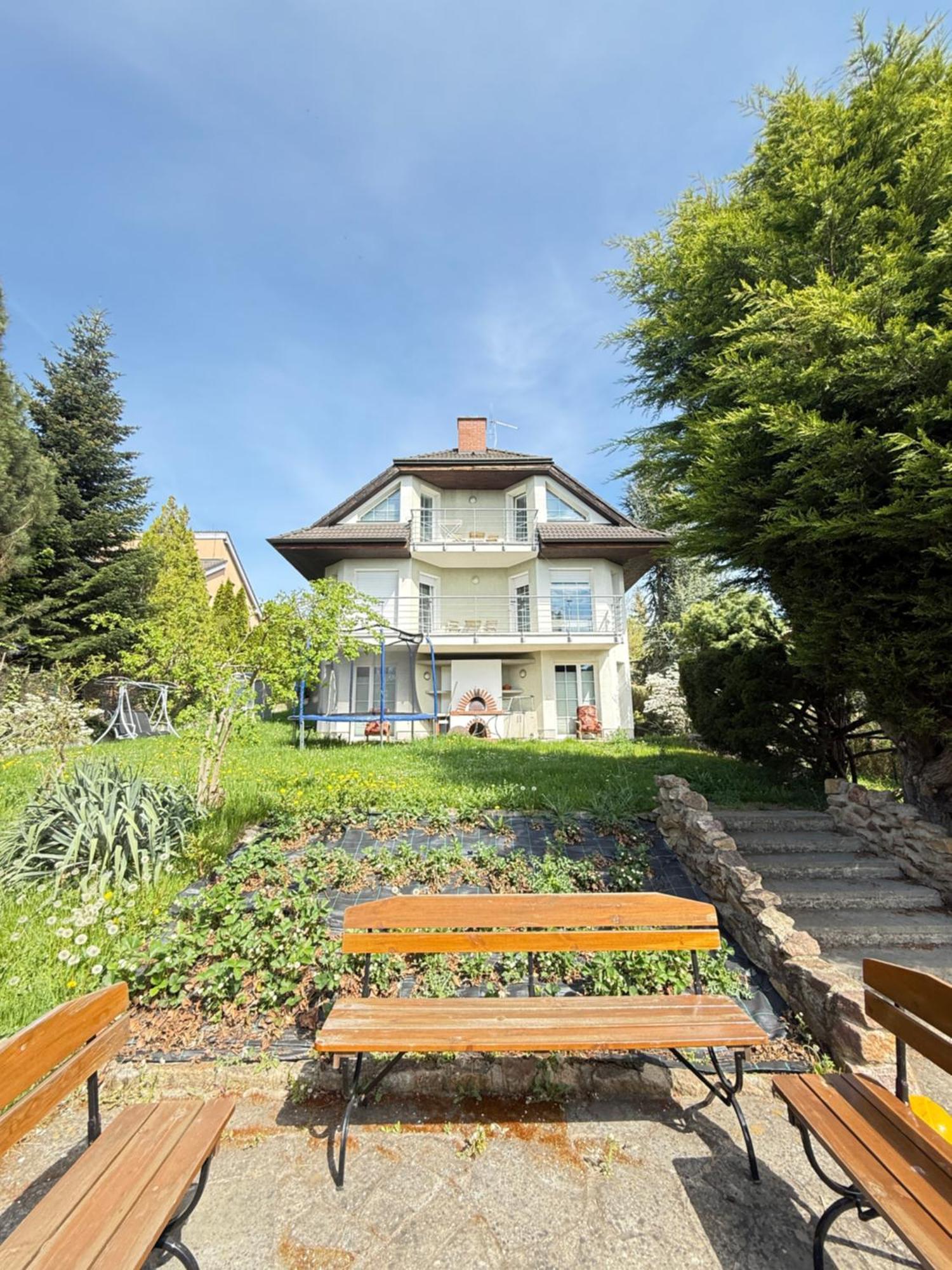 Diamondvilla, 4 Bedroom Apartment, Garden & Spa Praha Eksteriør bilde